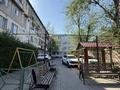 3-комнатная квартира · 54 м² · 4/4 этаж, 4-й микрорайон, 4-й микрорайон 89 — Рядом есть садик, школа, детская площадка, супермаркет, салоны красоты, стоянка, спорт комплекс и так далее. цена договорная, срочно за 20 млн ₸ в Шымкенте, Туран р-н — фото 28