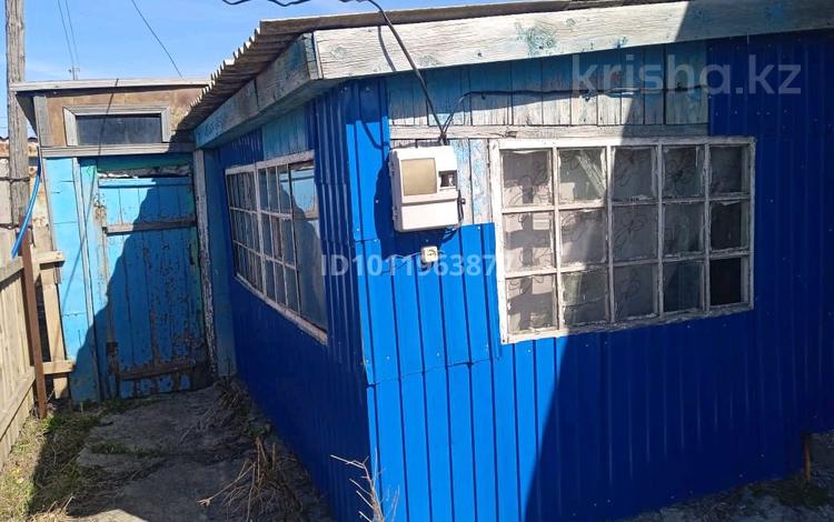 Жеке үй · 3 бөлме · 40 м² · 1 жүзд., Чкалова 28, бағасы: 2.8 млн ₸ в Макинске — фото 2