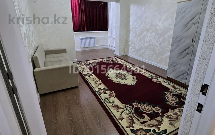 1-комнатная квартира · 44.6 м² · 1/5 этаж, 20-й мкр 35 — 34школы за 100 000 ₸ в Актау — фото 2