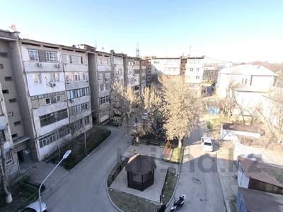 3-комнатная квартира · 63 м² · 5/5 этаж, Байтурсынова 70 — Байтурсынова за 23.5 млн ₸ в Шымкенте, Аль-Фарабийский р-н