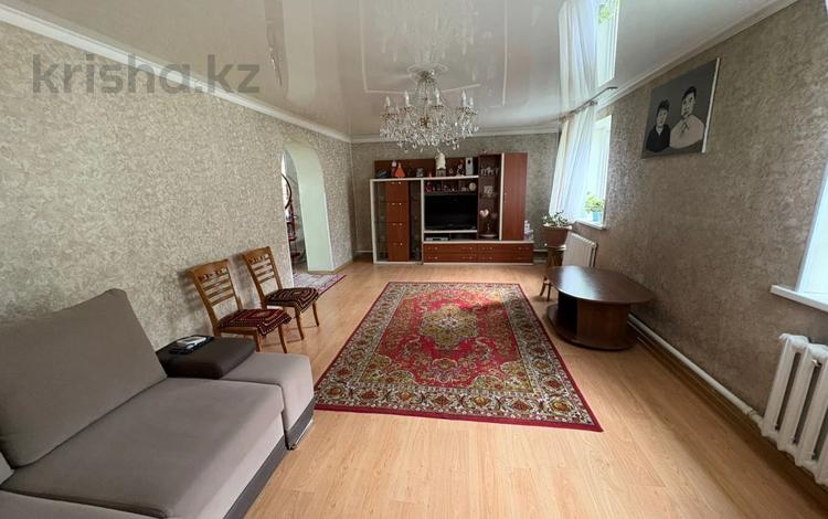 Отдельный дом · 3 комнаты · 123.7 м² · 2.46 сот., Морозова — Пересечение Алтайская за 32 млн ₸ в Семее — фото 14
