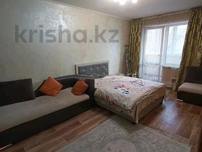 1-комнатная квартира · 33 м² · 2/5 этаж, мкр Аксай-2 45 за 24 млн ₸ в Алматы, Ауэзовский р-н