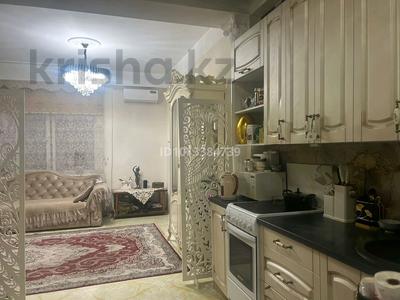 3-бөлмелі пәтер · 130 м² · 2/3 қабат, Алғабас ш/а., Самал, бағасы: 58 млн ₸ в Алматы, Алатауский р-н