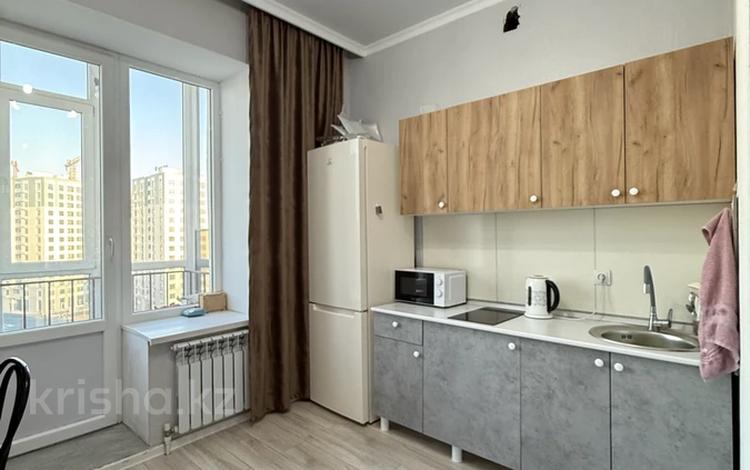 1-бөлмелі пәтер · 38 м² · 8/10 қабат, Айтматова 59, бағасы: 20.6 млн ₸ в Астане, Нура р-н — фото 2