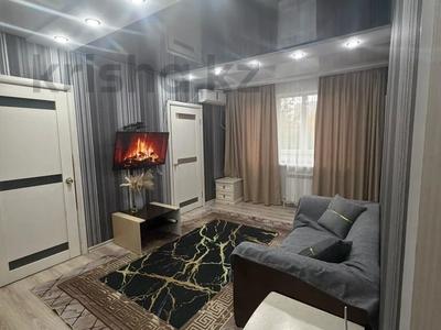 2-комнатная квартира · 46 м² · 5/5 этаж, Абая 64 за 15 000 ₸ в Уральске, мкр Школьник
