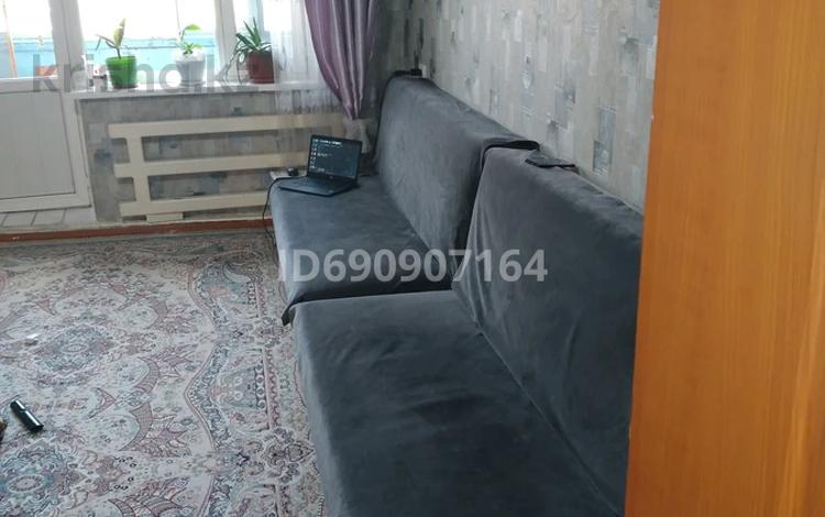 2-бөлмелі пәтер · 42 м² · 5/5 қабат, Самал 16, бағасы: 10 млн ₸ в Таразе — фото 2