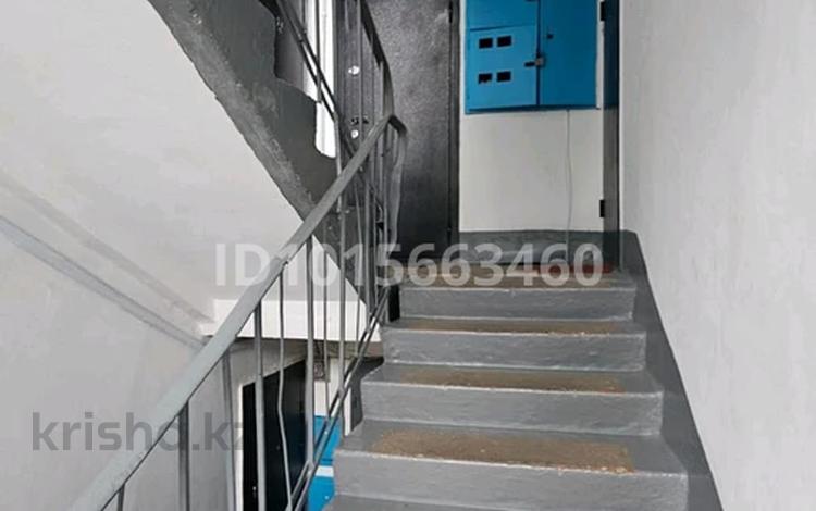 3-бөлмелі пәтер · 60.4 м² · 4/5 қабат, 2 мкр. 17, бағасы: 14 млн ₸ в Лисаковске — фото 2