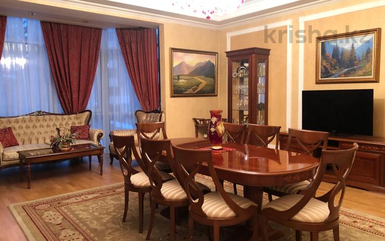 5-комнатная квартира, 235 м², 2/6 этаж, Рахмадиева 12 за 250 млн 〒 в Алматы, Бостандыкский р-н — фото 2