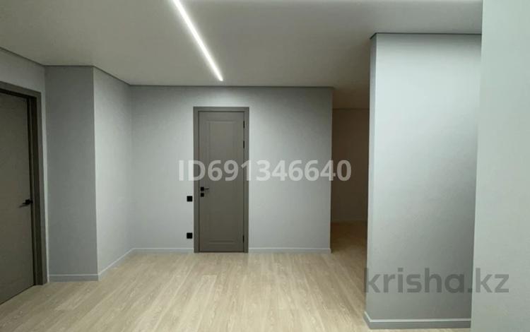 3-комнатная квартира, 98.2 м², 14/17 этаж, Сыганак 32 за 47 млн 〒 в Астане, Есильский р-н — фото 48