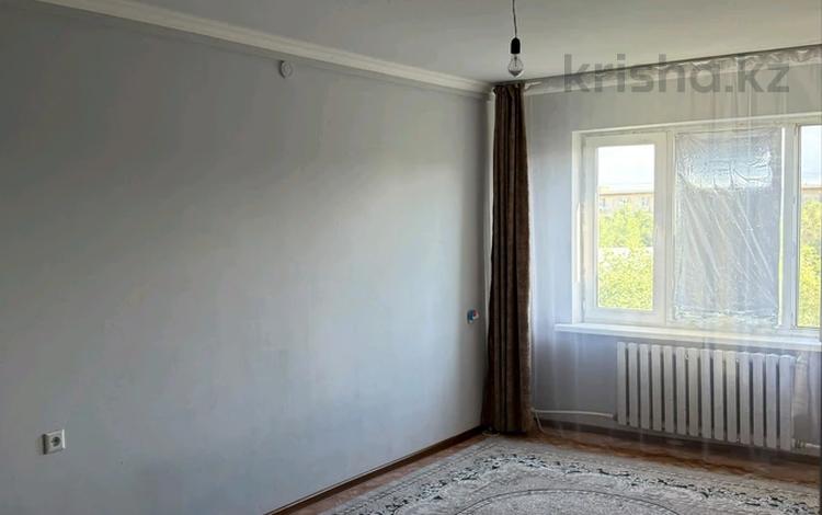 2-бөлмелі пәтер · 50 м² · 5/5 қабат, 2 ш/а., братья жубановых, бағасы: 13.5 млн ₸ в Актобе, мкр 8 — фото 2