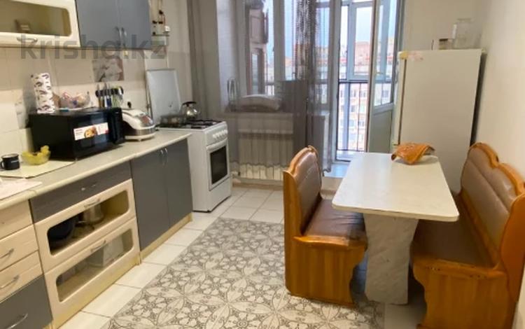 2-бөлмелі пәтер · 58 м² · 9/9 қабат, 11 ш/а., Шайкенова, бағасы: 18.7 млн ₸ в Актобе, мкр 11 — фото 8