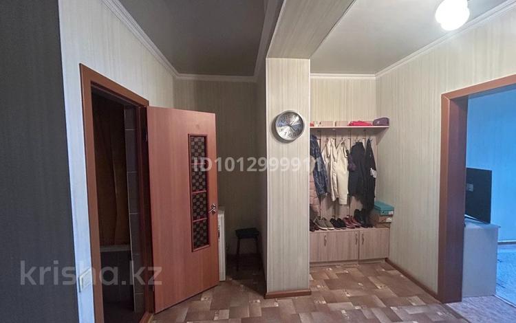 2-бөлмелі пәтер · 56 м² · 4/5 қабат, Ракишева 12, бағасы: 150 000 ₸ в Талдыкоргане, мкр Мушелтой — фото 2