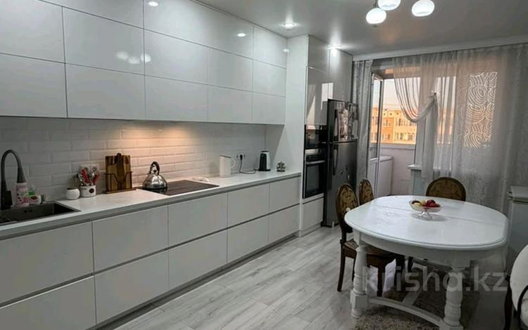 3-комнатная квартира · 90 м² · 8/9 этаж, Абылай хана 1 за 42 млн ₸ в Кокшетау — фото 2