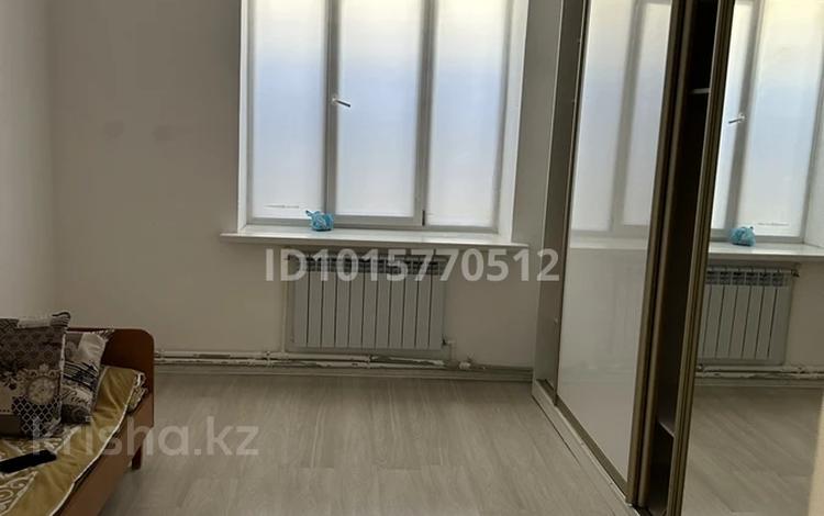 2-комнатная квартира · 90 м² · 1/3 этаж, Абдрахманова 5 — Центр города за 23 млн ₸ в Кульсары — фото 2