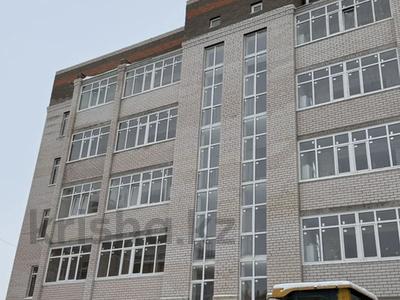 2-комнатная квартира · 71.8 м² · 4/5 этаж, Санкибай батыра 38б — Дару Дина за 21.5 млн 〒 в Актобе