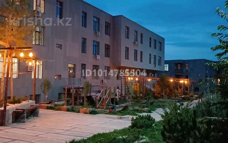 3-бөлмелі пәтер · 86 м² · 3/3 қабат, Нұр Алатау ш/а., 16 улица 4, бағасы: 70.5 млн ₸ в Алматы, Бостандыкский р-н — фото 2