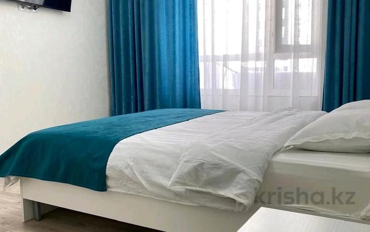 1-комнатная квартира · 40 м² · 3/12 этаж, Бектурова — Сыганак Бектурова за 18 000 ₸ в Астане, Нура р-н — фото 2