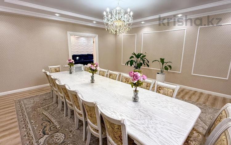 4-бөлмелі пәтер · 240 м² · 1/5 қабат, Каратал, бағасы: 170 млн ₸ в Талдыкоргане — фото 27