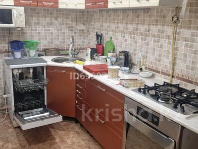 3-комнатная квартира · 73 м² · 4/5 этаж, 15-й мкр 54 — Расположен в центре города возле моря за 22 млн ₸ в Актау