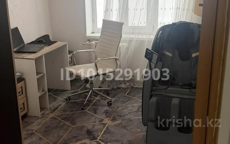 3-комнатная квартира · 68 м² · 4/4 этаж, 3А мкр 8 за 9.8 млн ₸ в Актау — фото 2