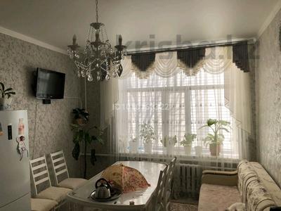 3-бөлмелі пәтер · 90 м² · 2/2 қабат, Каркаралы 13/1 — район селекционный остановка Перекресток, бағасы: 22 млн ₸ в Уральске