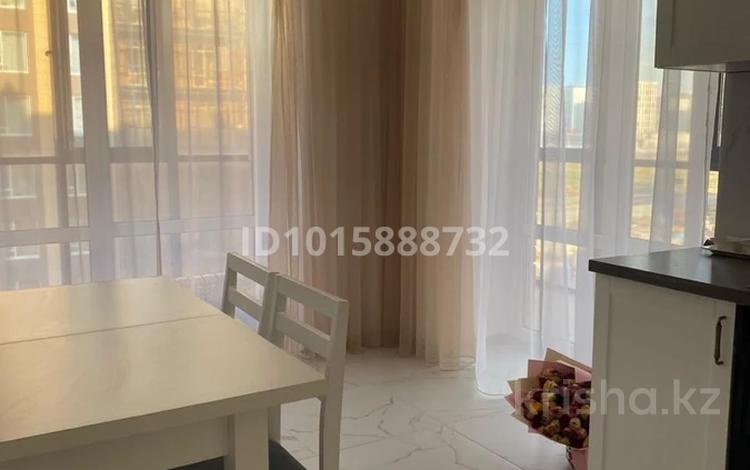 2-бөлмелі пәтер · 65 м² · 7/10 қабат, ул. Анет баба, 11/2 11/2, бағасы: 400 000 ₸ в Астане, Нура р-н — фото 2