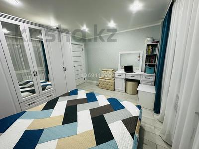 2-комнатная квартира · 65 м² · 9/10 этаж, мкр. Зачаганск пгт, Мурата Монкеулы 83/3 — Возле супермаркет Алтындар за ~ 24.9 млн ₸ в Уральске