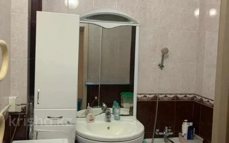 3-комнатная квартира · 80 м² · 4/9 этаж, мкр Мамыр-3 21 за 57.5 млн ₸ в Алматы, Ауэзовский р-н — фото 2