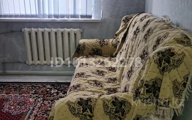 1-комнатная квартира · 42 м² · 1/4 этаж, 8-й микрорайон, Аскарова 1 за 150 000 ₸ в Шымкенте, Туран р-н — фото 2