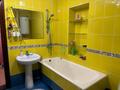 3-комнатная квартира · 68 м² · 5/5 этаж, Иртышская 11 — Квартира возле остановки Океан,рядом площадь Ауезова за 200 000 ₸ в Семее — фото 2
