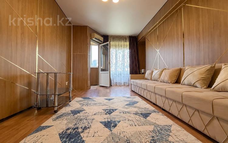 3-бөлмелі пәтер · 63 м² · 7/9 қабат, Молдагуловой 32, бағасы: 49 млн ₸ в Алматы, Алмалинский р-н — фото 2