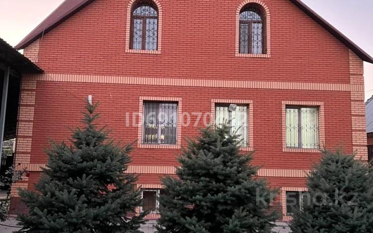 Отдельный дом · 15 комнат · 300 м² · 10 сот., Мусаева 6 а за 205 млн ₸ в Алатау — фото 2
