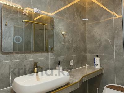 2-комнатная квартира · 65 м² · 1/3 этаж, Батырбеков — Sem Brand за 28 000 〒 в Туркестане