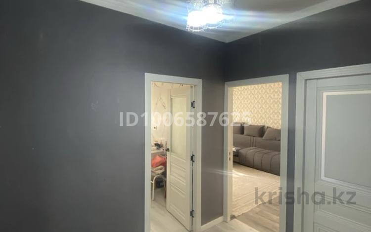 2-комнатная квартира · 54.1 м² · 4/5 этаж, Водник 2 72 за 28 млн 〒 в Боралдае (Бурундай), мкр Водник-2 — фото 2