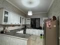 Отдельный дом · 5 комнат · 250 м² · 9 сот., Медеу 11 — Макатаева Медеу за 56 млн 〒 в Каскелене