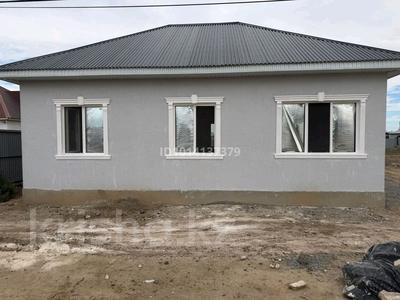 Отдельный дом · 2 комнаты · 90 м² · 10 сот., мкр Бирлик, Сейтек Куйши за 21 млн ₸ в Атырау, мкр	Бирлик