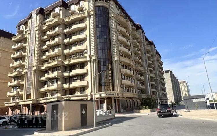 5-комнатная квартира · 190 м² · 9/10 этаж, 17-й мкр 104 за 65 млн ₸ в Актау — фото 2