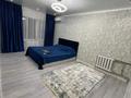 1-комнатная квартира, 35 м², 1/5 этаж посуточно, мкр Север за 7 000 〒 в Шымкенте, Енбекшинский р-н