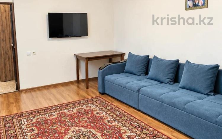 2-комнатная квартира · 56 м² · 3/5 этаж, Азаттык 72б за 200 000 ₸ в Атырау — фото 2