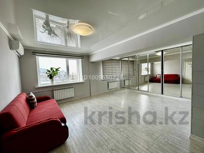 4-комнатная квартира · 84 м² · 5/5 этаж, мкр Горный Гигант, Аль-Фараби 110б — Вдоль речки Весновка, напротив Есентай Молл за 75 млн 〒 в Алматы, Медеуский р-н