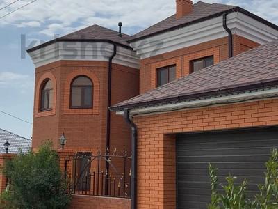 Отдельный дом · 8 комнат · 375 м² · 10 сот., Хакназар хан за 125 млн 〒 в Атырау