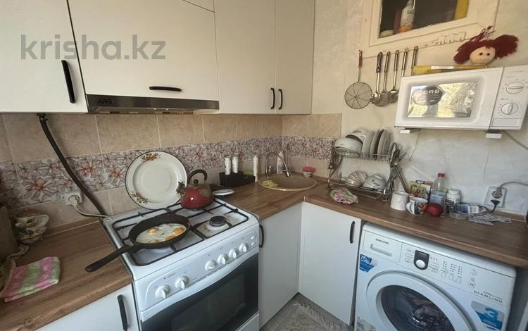 3-комнатная квартира · 57 м² · 2/5 этаж, Амангельды Иманов 2 за 20 млн ₸ в  — фото 2