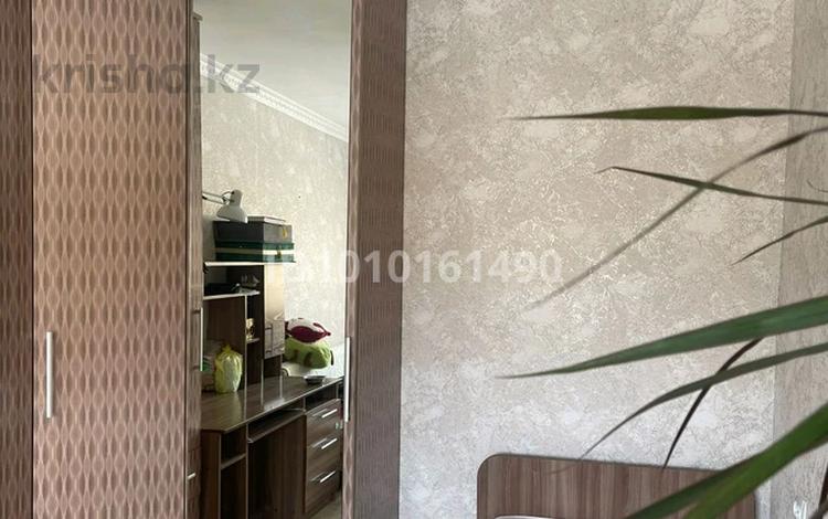 3-комнатная квартира · 62 м² · 2/5 этаж, Ауэзова 59А за 150 000 〒 в Аксу — фото 4