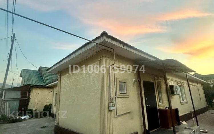 Отдельный дом · 5 комнат · 150 м² · 6.6 сот., мкр Думан-1, Жиренше 53 за 98 млн ₸ в Алматы, Медеуский р-н — фото 2