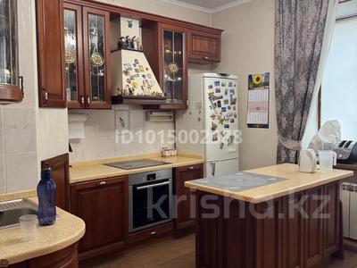 4-комнатная квартира · 135 м² · 2/10 этаж, мкр Новый Город, Лободы 25/3 за 87 млн ₸ в Караганде, Казыбек би р-н