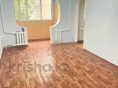 2-комнатная квартира, 46 м², 2/4 этаж, мкр №3 за 24 млн 〒 в Алматы, Ауэзовский р-н