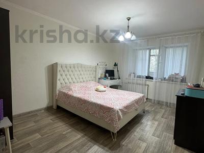 2-бөлмелі пәтер · 48 м² · 1/6 қабат, 2 ш/а. — университет Баишева, бағасы: 14.5 млн ₸ в Актобе, мкр 8
