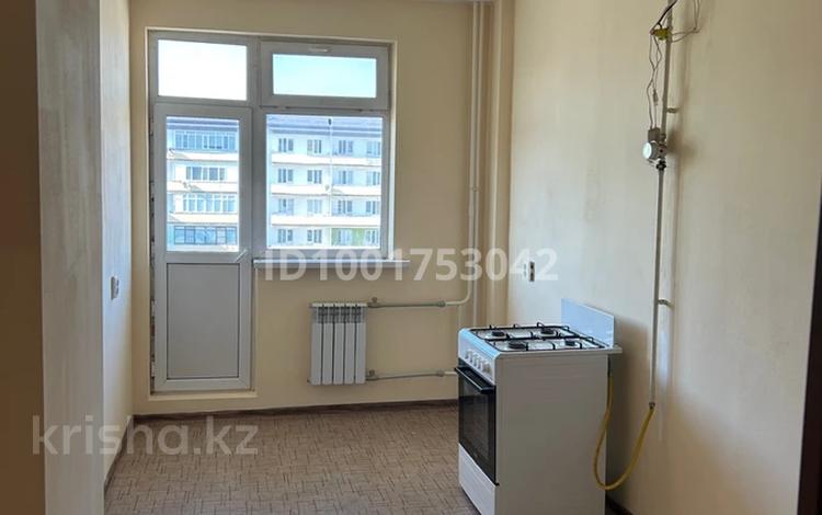 1-комнатная квартира · 36 м² · 4/5 этаж, Мкр Улы Дала 1000 — Дом находится напротив 64 школы. за 11 млн ₸ в Таразе — фото 4