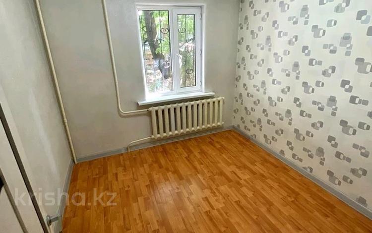 2-бөлмелі пәтер · 41.7 м² · 1/4 қабат, №10 ш/а., бағасы: 28 млн ₸ в Алматы, Ауэзовский р-н — фото 2