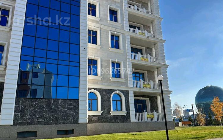 5-бөлмелі пәтер · 212 м² · 4/6 қабат, Акмешит 19/11, бағасы: 136 млн ₸ в Астане, Есильский р-н — фото 2
